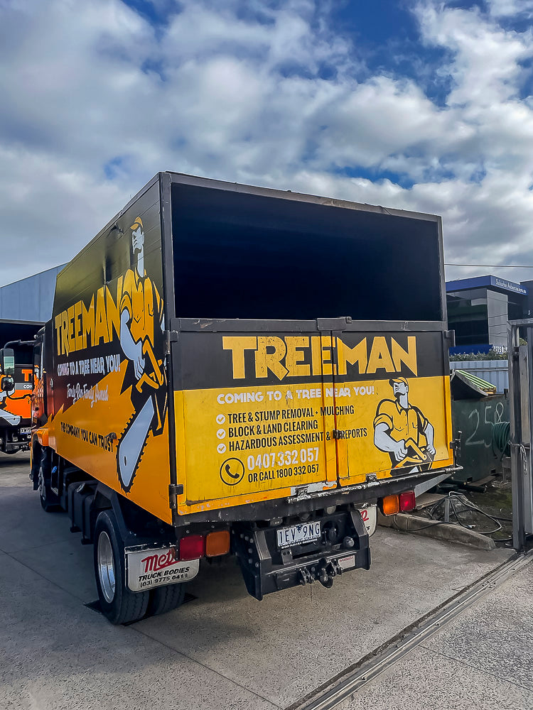 Treeman chipper tipper body repair with new side sheets and barn door sheets fitted by Metro Truck Body Builders in Seaford, Melbourne.